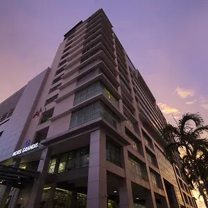 Grandis And Hotel